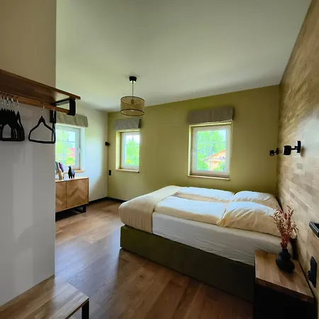 Apaluza - Gory Izerskie & Karkonosze דירה *